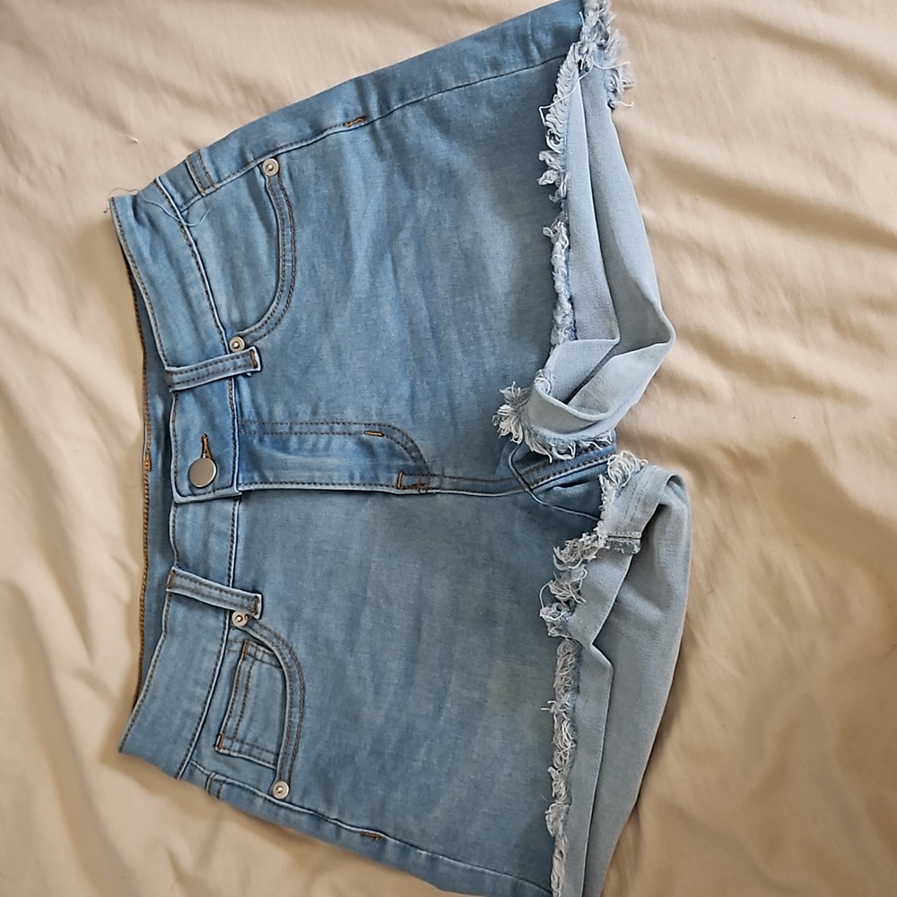 EUC Shorts